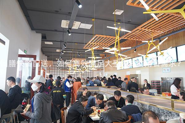 團(tuán)膳快餐配送，如何高效滿足大型團(tuán)體的用餐需求？
