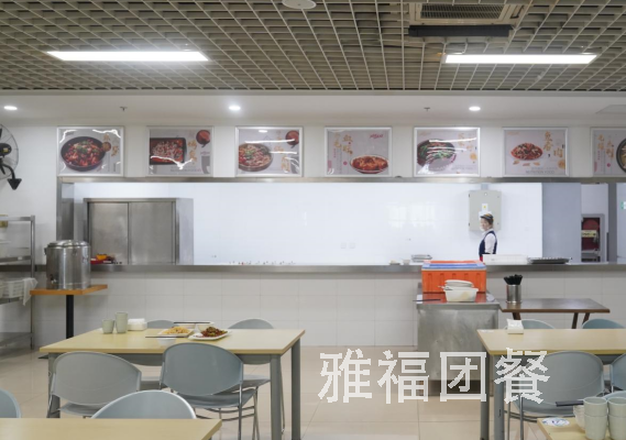 食堂承包的盈利快車：策略與實踐并行